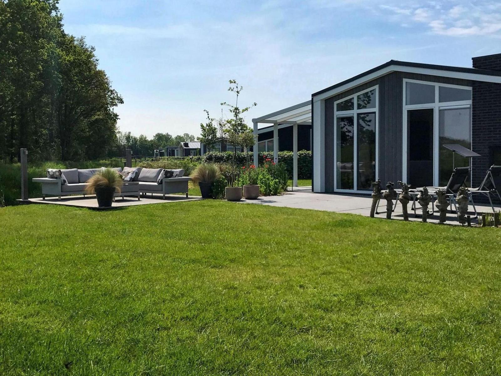 Vakantiehuis Comfortabel En Modern Ingericht Met Mooi Uitzicht Op Het Landschap En Het Bos 89 *
